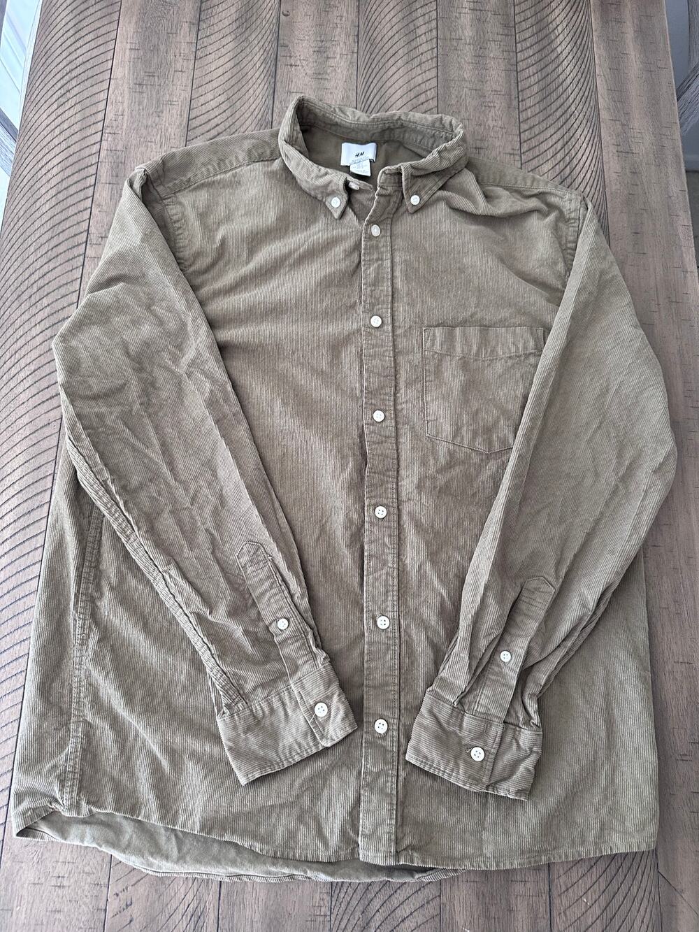 H&M Corduroy Shirt Mens Large Khaki Brown Long Sleeve Button Down Regular Fit